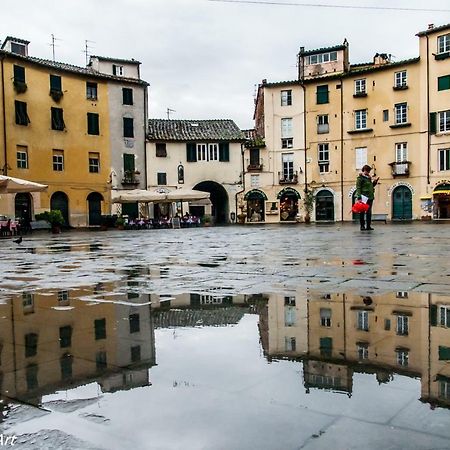 Casa Anfiteatro Appartement Lucca Buitenkant foto